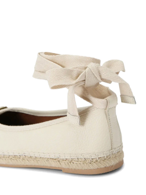 ΓΥΝΑΙΚΕΙΕΣ ΜΠΑΛΑΡΙΝΕΣ | Εκρού 41