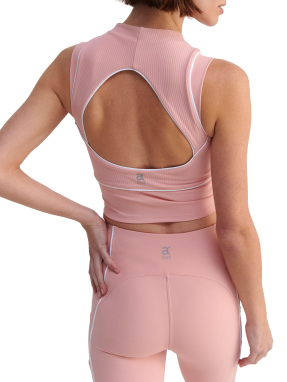 ΓΥΝΑΙΚΕΙΟ ΑΘΛΗΤΙΚΟ ΤΟΠ | Ροζ Ανοιχτό S