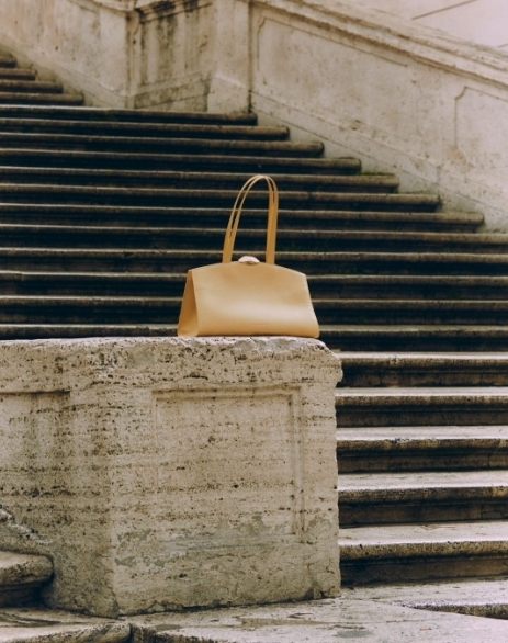 WOMEN'S BAGS