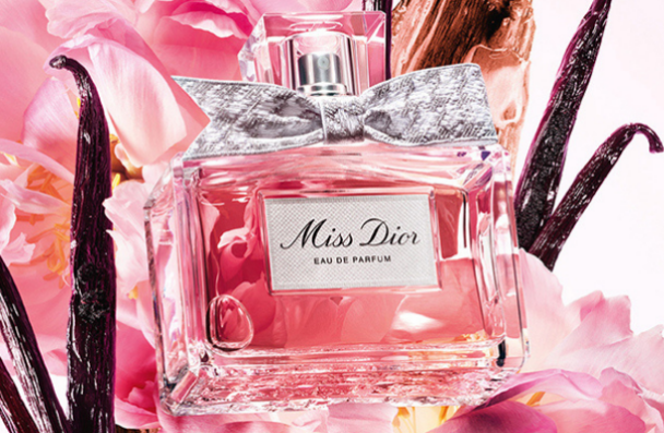 A PERSONALIZED MISS DIOR ILLUSTRATION
