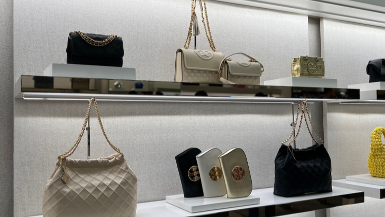 stores-cosmos-bags-aug24