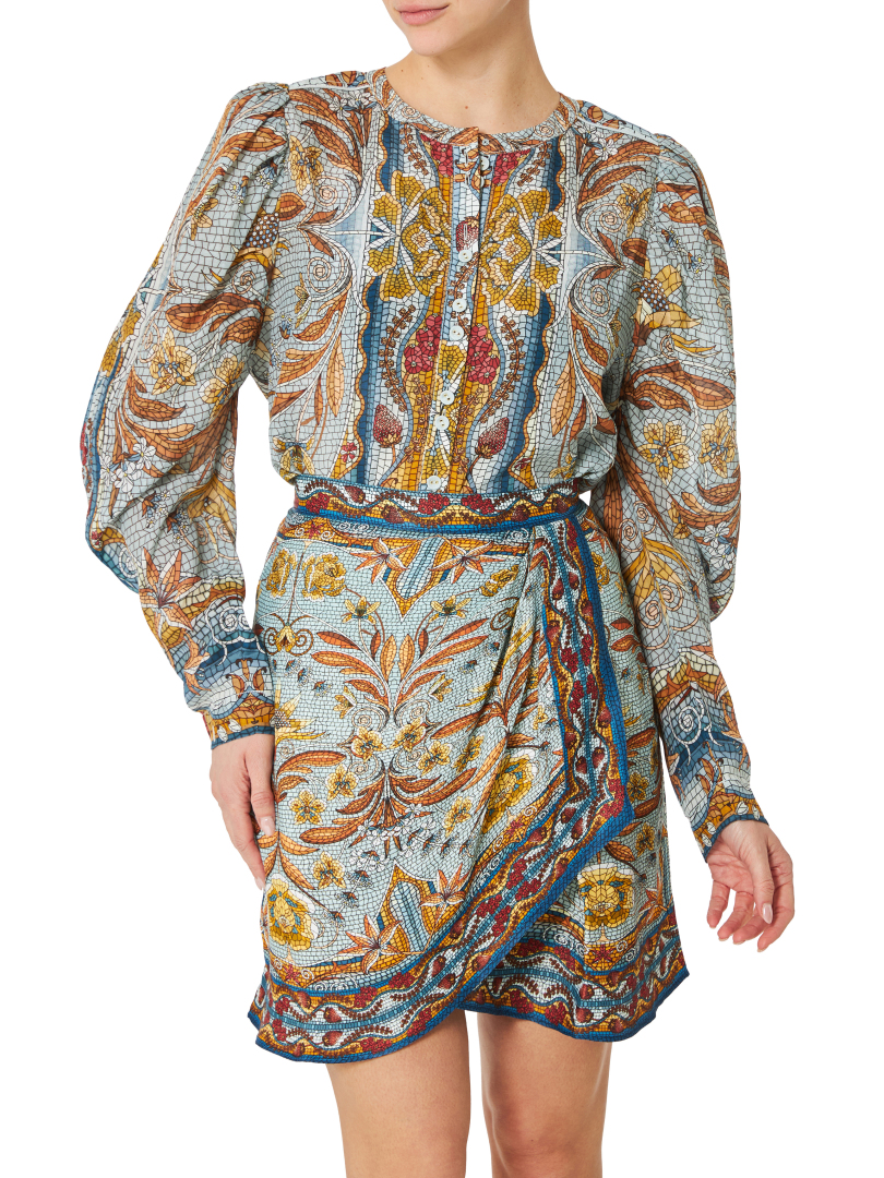 ΓΥΝΑΙΚΕΙΟ ΠΟΥΚΑΜΙΣΟ  3