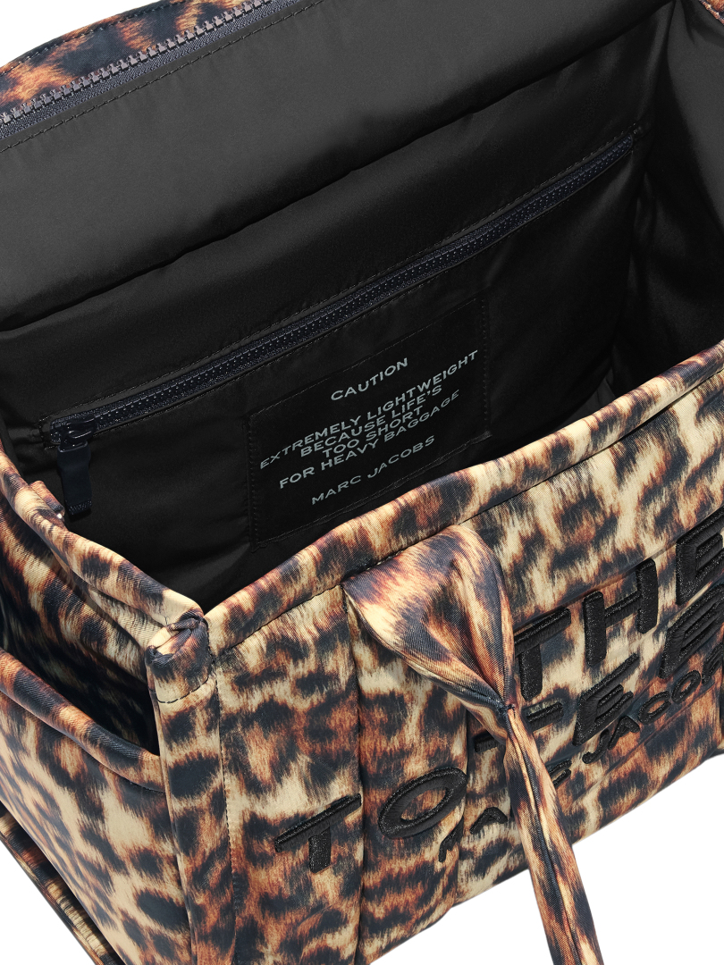 ΓΥΝΑΙΚΕΙΑ ΤΣΑΝΤΑ ΩΜΟΥ MEDIUM TOTE BAG IN LEOPARD PUFFY NYLON 2