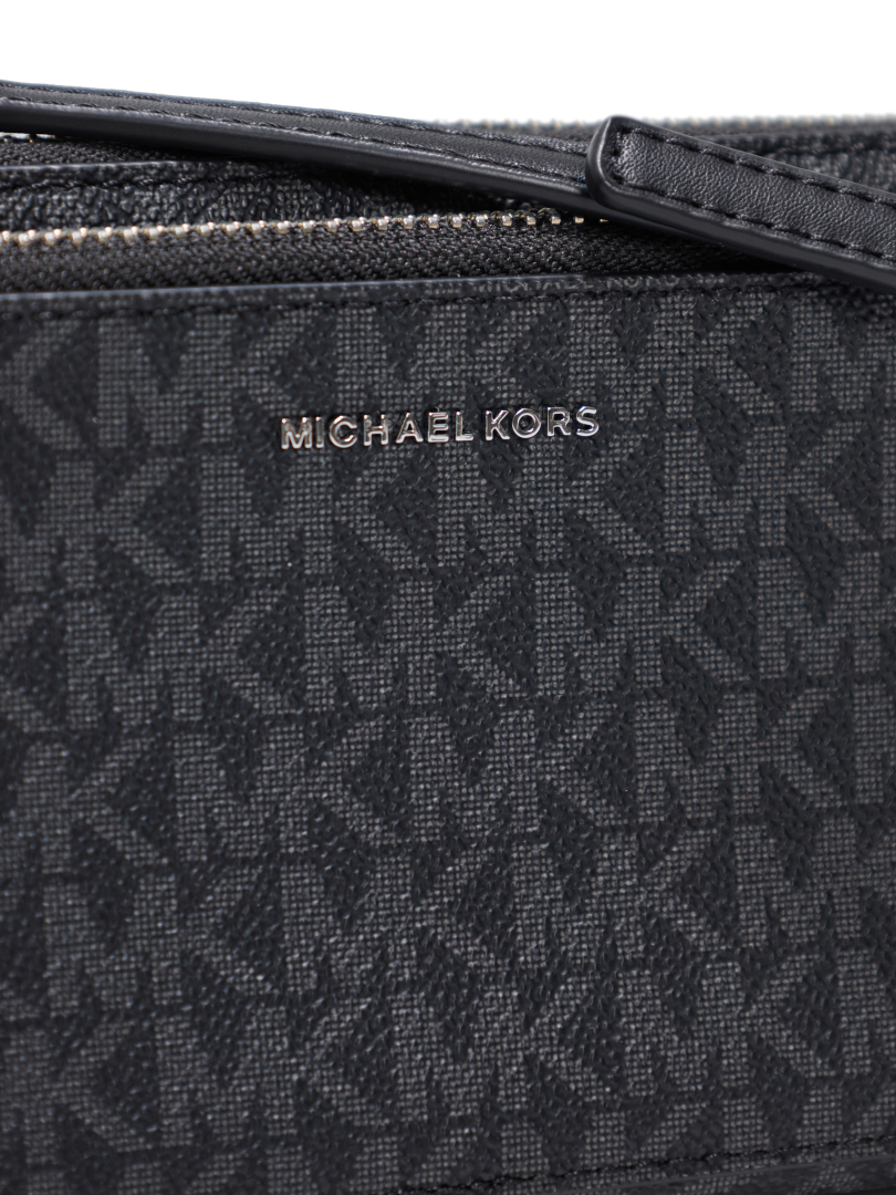 ΓΥΝΑΙΚΕΙΑ ΧΙΑΣΤΙ ΤΣΑΝΤΑ  3