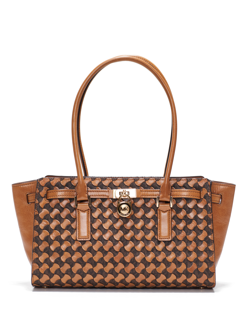 ΓΥΝΑΙΚΕΙΑ ΤΣΑΝΤΑ ΩΜΟΥ  0