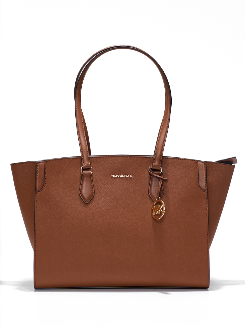 ΓΥΝΑΙΚΕΙΑ ΤΣΑΝΤΑ ΩΜΟΥ  0