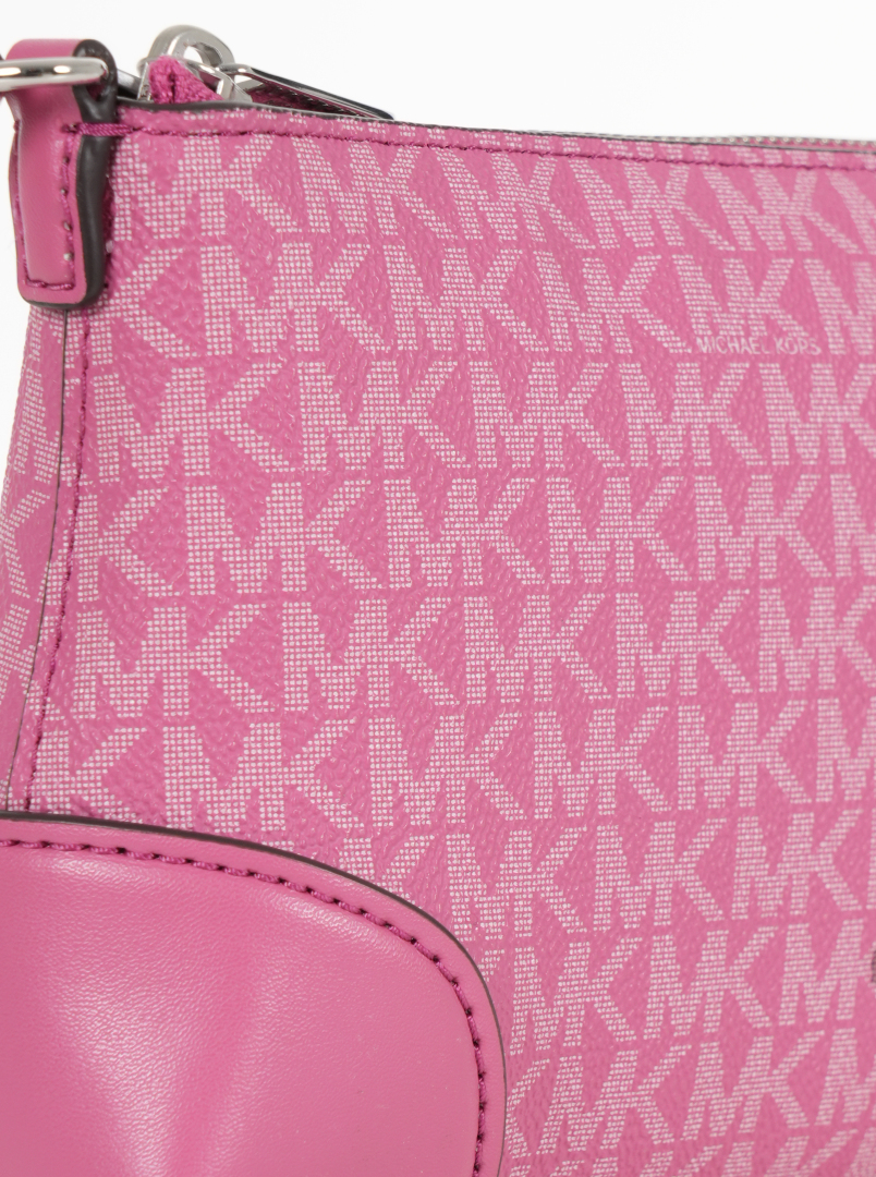 ΓΥΝΑΙΚΕΙΑ ΤΣΑΝΤΑ ΧΙΑΣΤΙ 3