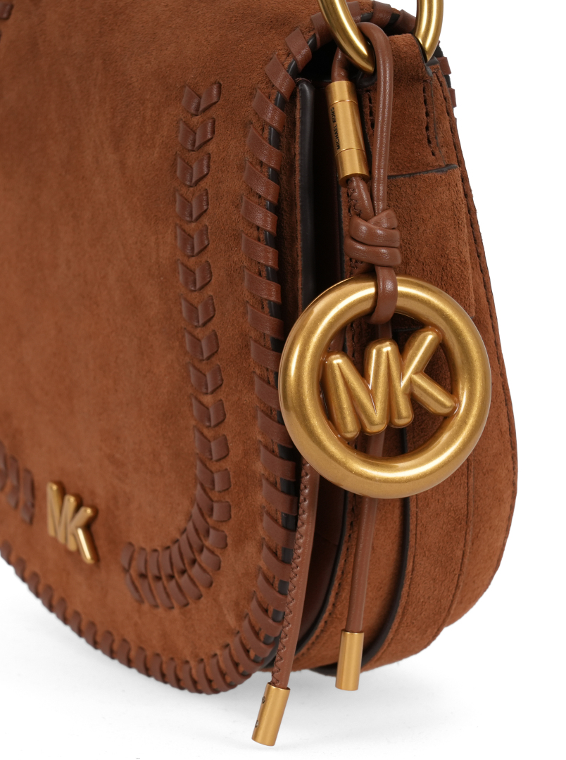 ΓΥΝΑΙΚΕΙΑ ΤΣΑΝΤΑ ΩΜΟΥ  3