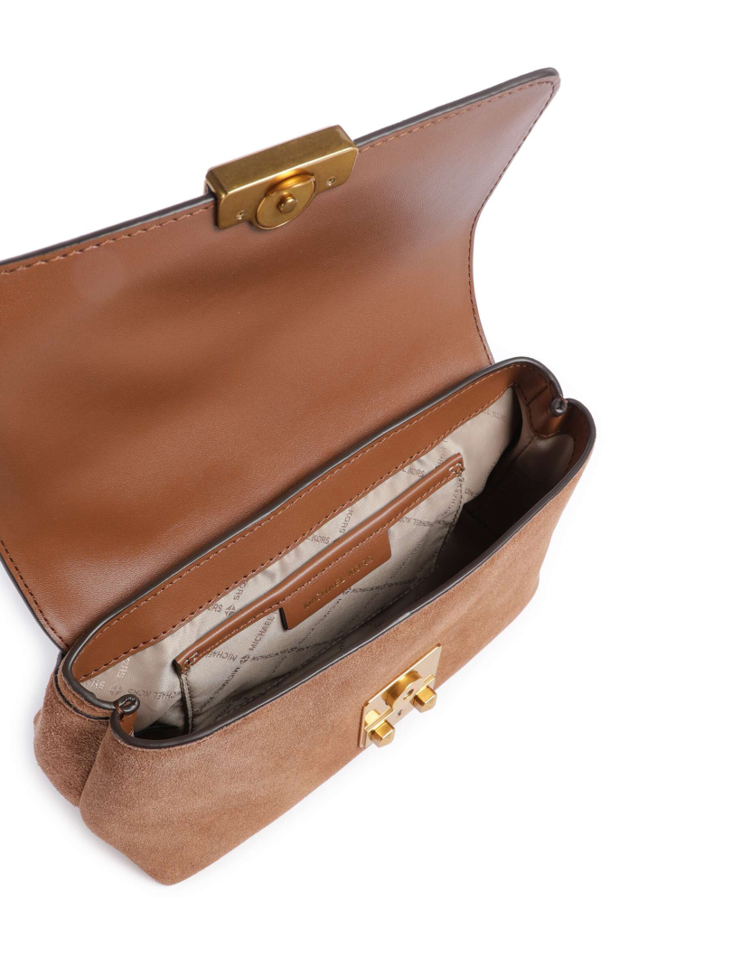 ΓΥΝΑΙΚΕΙΑ ΤΣΑΝΤΑ ΧΕΙΡΟΣ 2