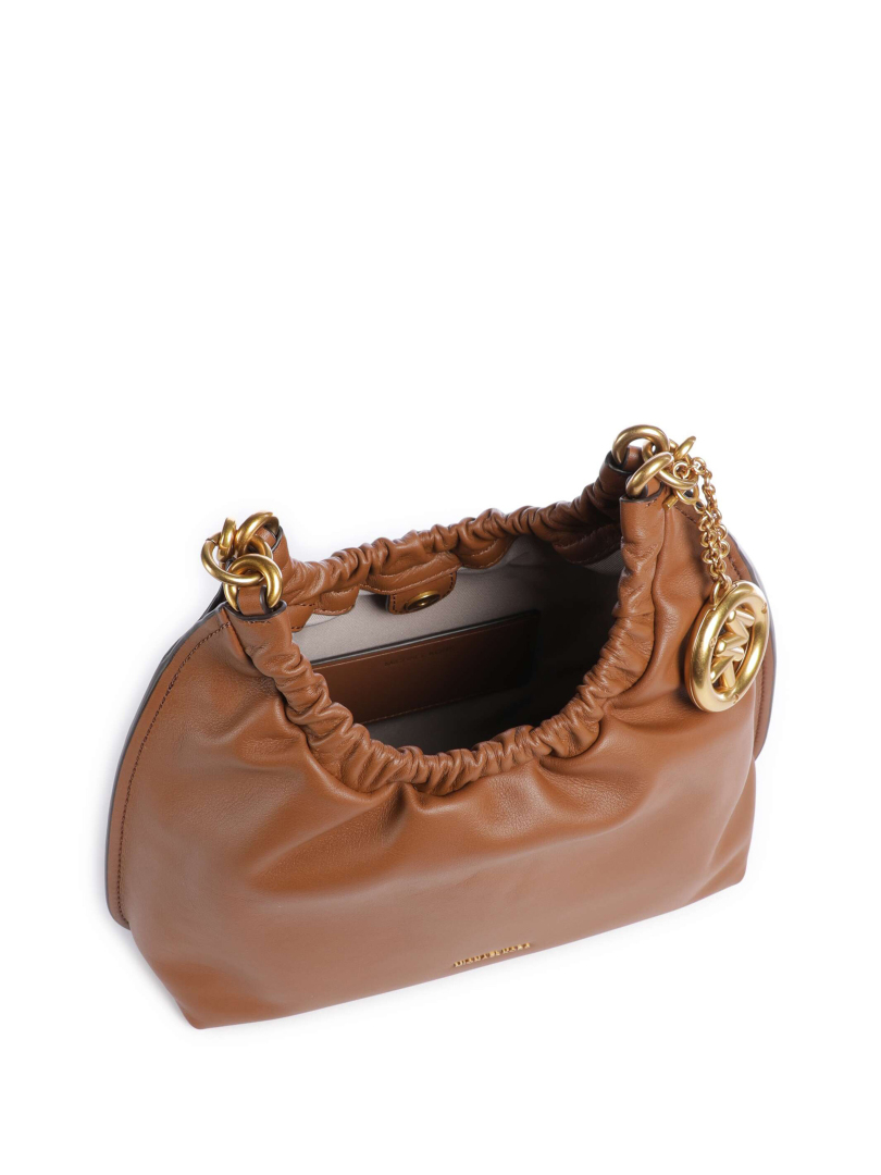 ΓΥΝΑΙΚΕΙΑ ΤΣΑΝΤΑ ΩΜΟΥ  2