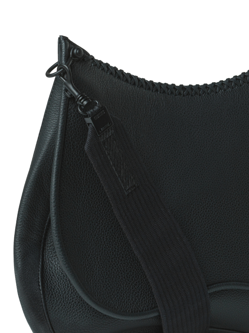 ΓΥΝΑΙΚΕΙΑ ΔΕΡΜΑΤΙΝΗ ΤΣΑΝΤΑ ΧΙΑΣΤΙ SADDLE  1