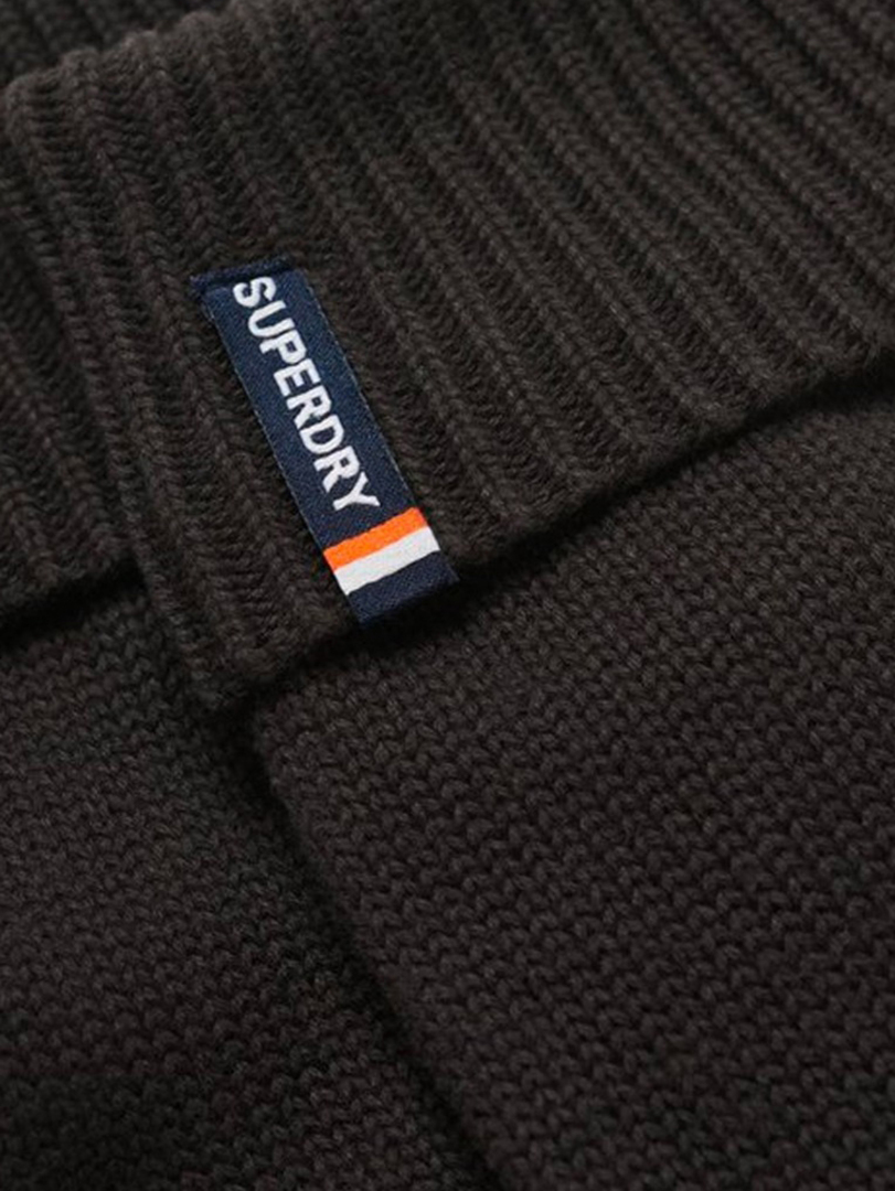 ΑΝΔΡΙΚΑ ΓΑΝΤΙΑ ESSENTIAL LOGO 2