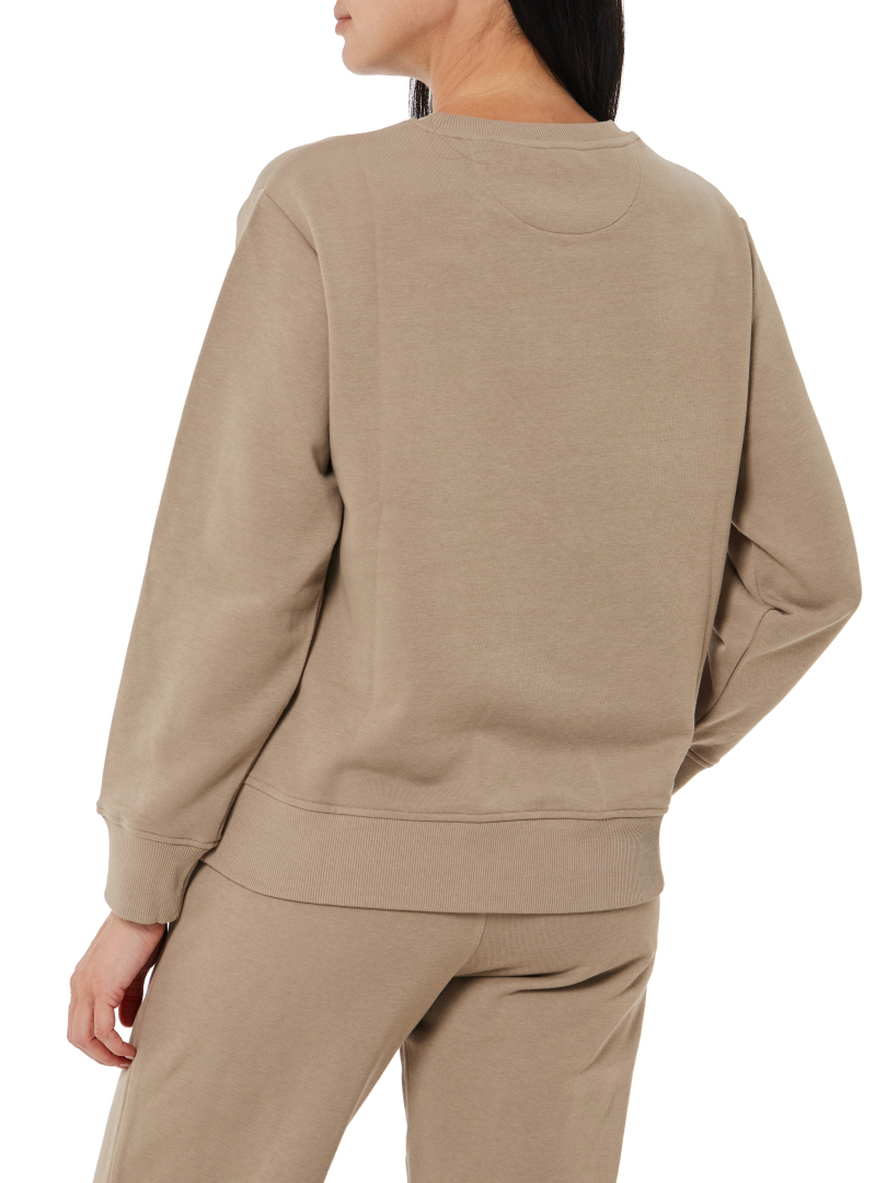 ΓΥΝΑΙΚΕΙΟ ΦΟΥΤΕΡ 3