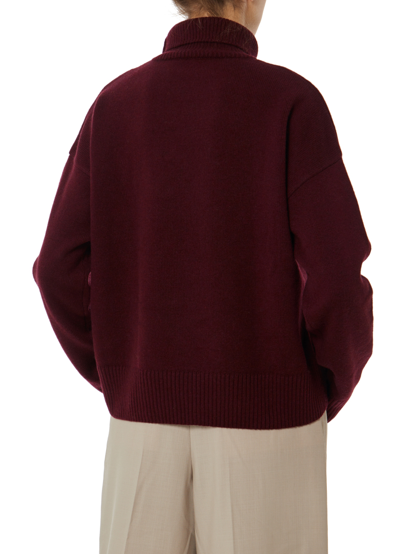 ΓΥΝΑΙΚΕΙΟ ΜΑΛΛΙΝΟ ΠΟΥΛΟΒΕΡ  2