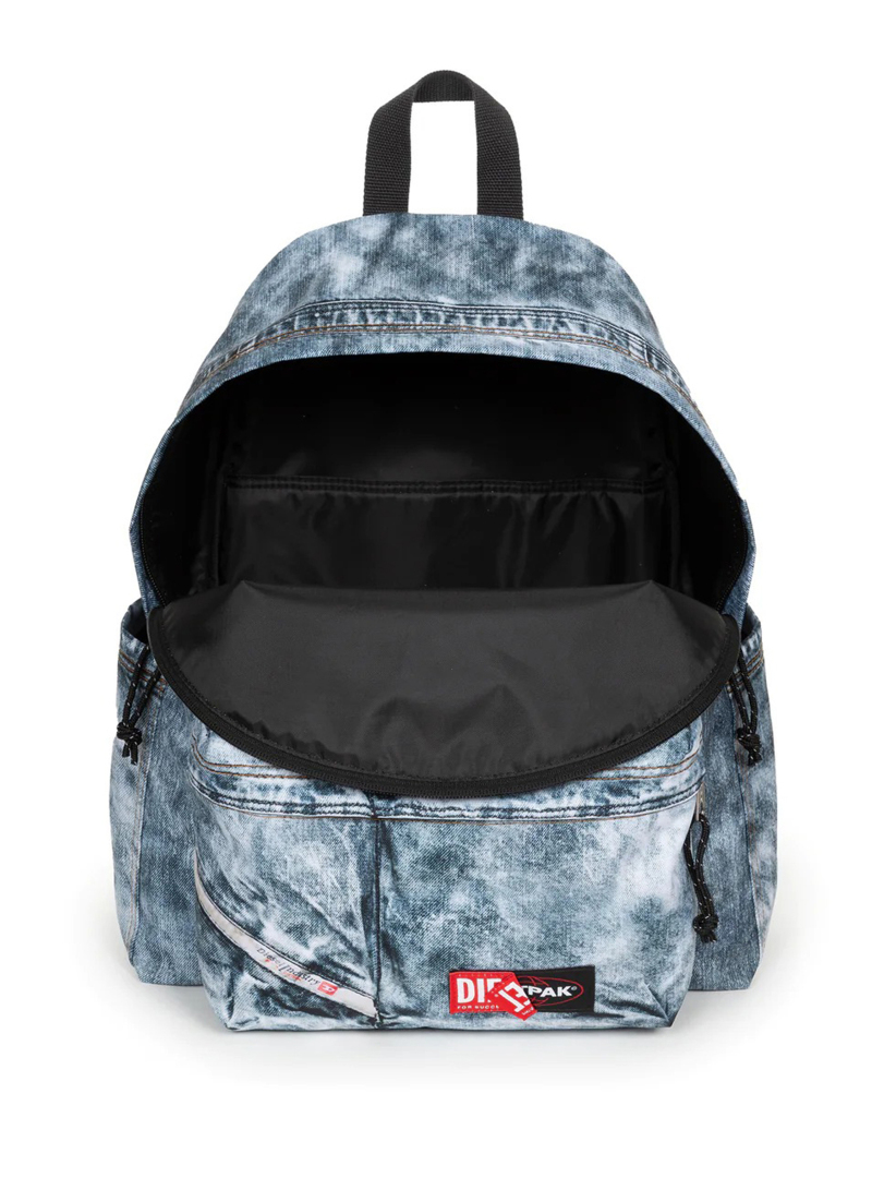 ΣΑΚΙΔΙΟ ΠΛΑΤΗΣ EASTPAK x DIESEL DAY PAK'R  2