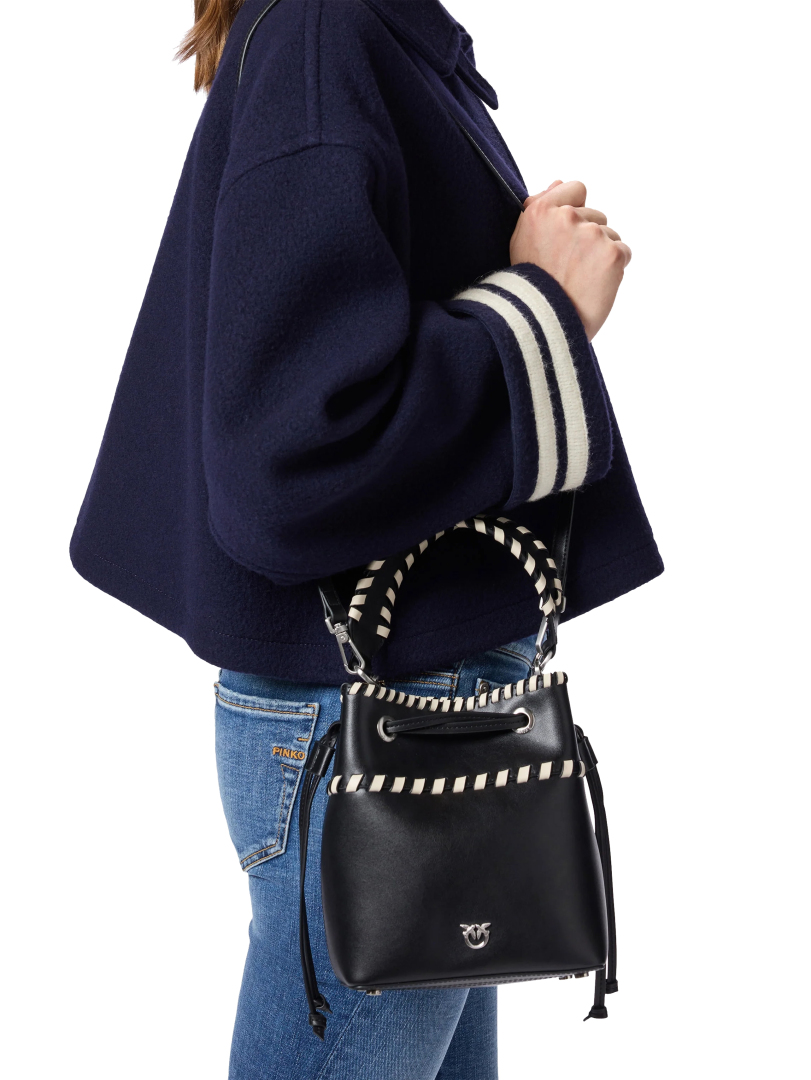 ΓΥΝΑΙΚΕΙΑ ΔΕΡΜΑΤΙΝΗ ΤΣΑΝΤΑ ΧΕΙΡΟΣ  3