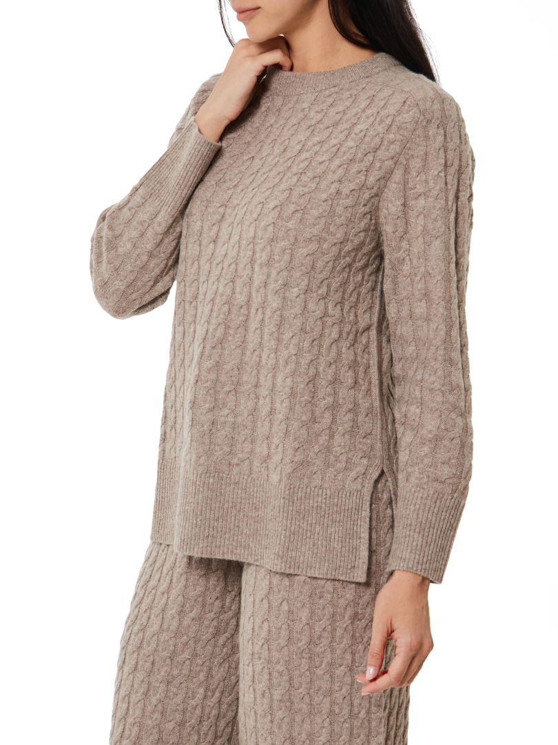 ΓΥΝΑΙΚΕΙΟ ΜΑΛΛΙΝΟ ΠΟΥΛΟΒΕΡ  1