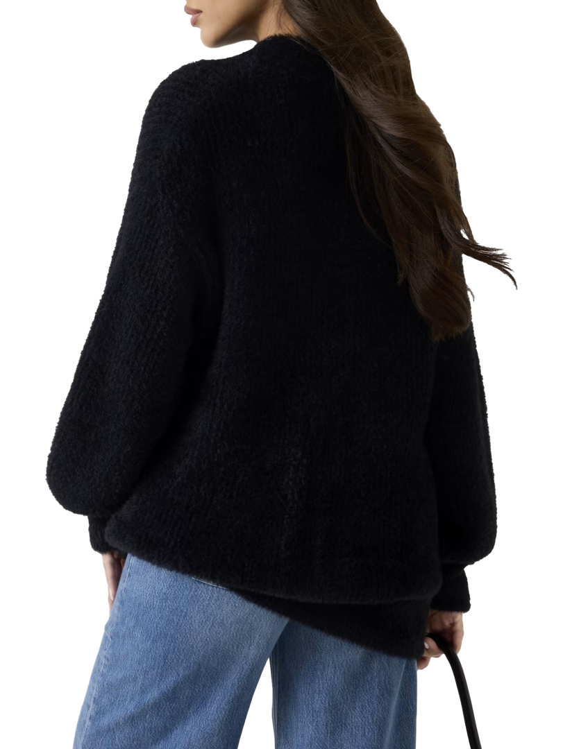 ΓΥΝΑΙΚΕΙΟ ΠΟΥΛΟΒΕΡ  2