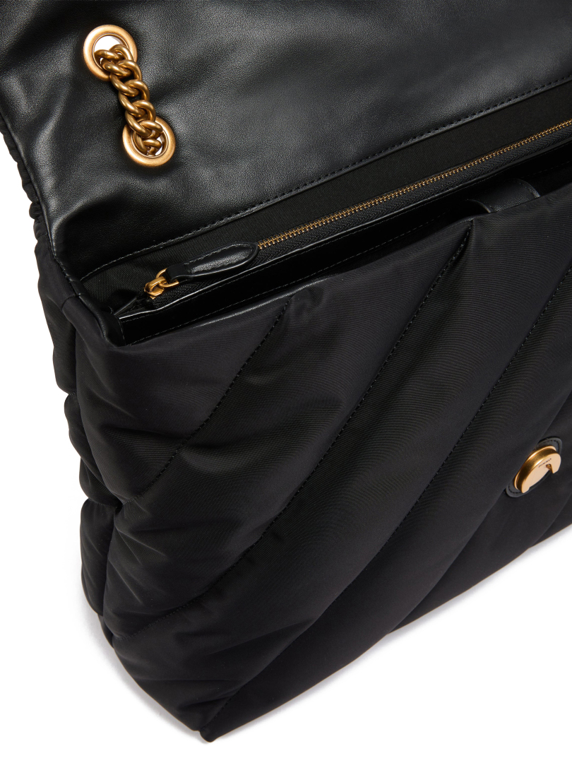 ΓΥΝΑΙΚΕΙΑ ΤΣΑΝΤΑ ΩΜΟΥ  2