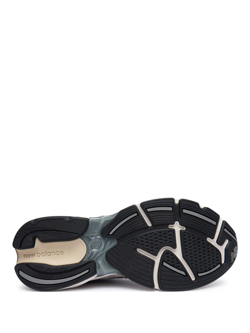 ΓΥΝΑΙΚΕΙΑ SNEAKERS 2010 4