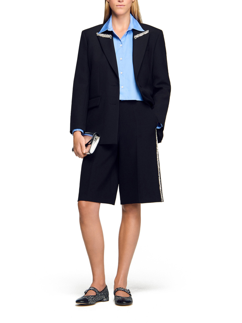 ΓΥΝΑΙΚΕΙΑ ΒΕΡΜΟΥΔΑ 1