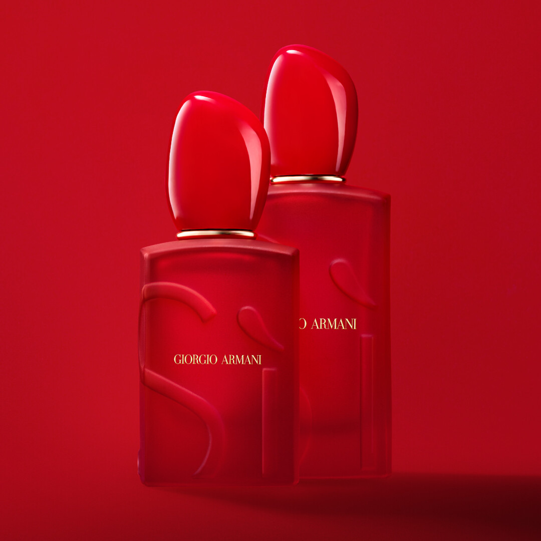 SÌ PASSIONE RED BLOOM EAU DE PARFUM 3
