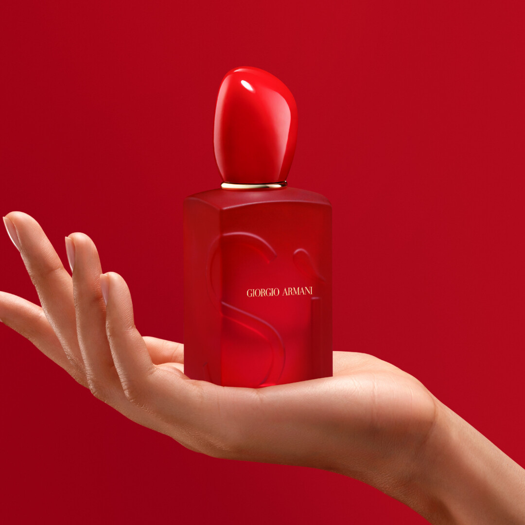 SÌ PASSIONE RED BLOOM EAU DE PARFUM 5