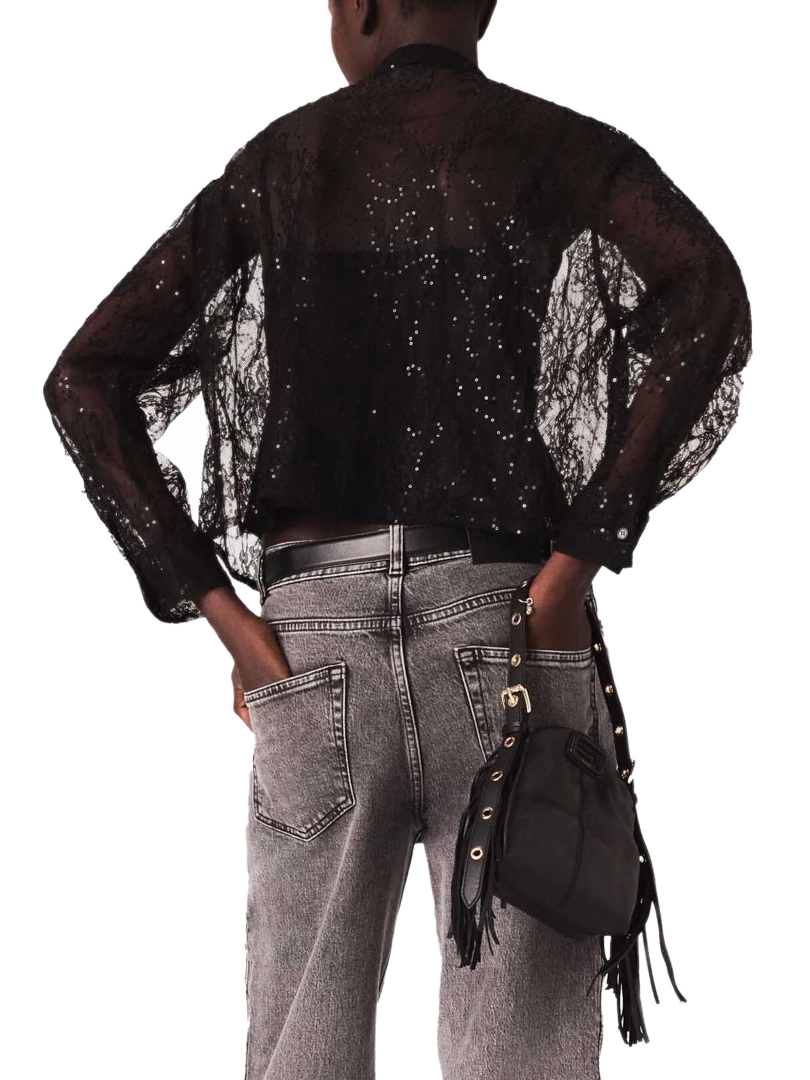 ΓΥΝΑΙΚΕΙΟ ΠΟΥΚΑΜΙΣΟ ΜΕ ΔΑΝΤΕΛΑ 2