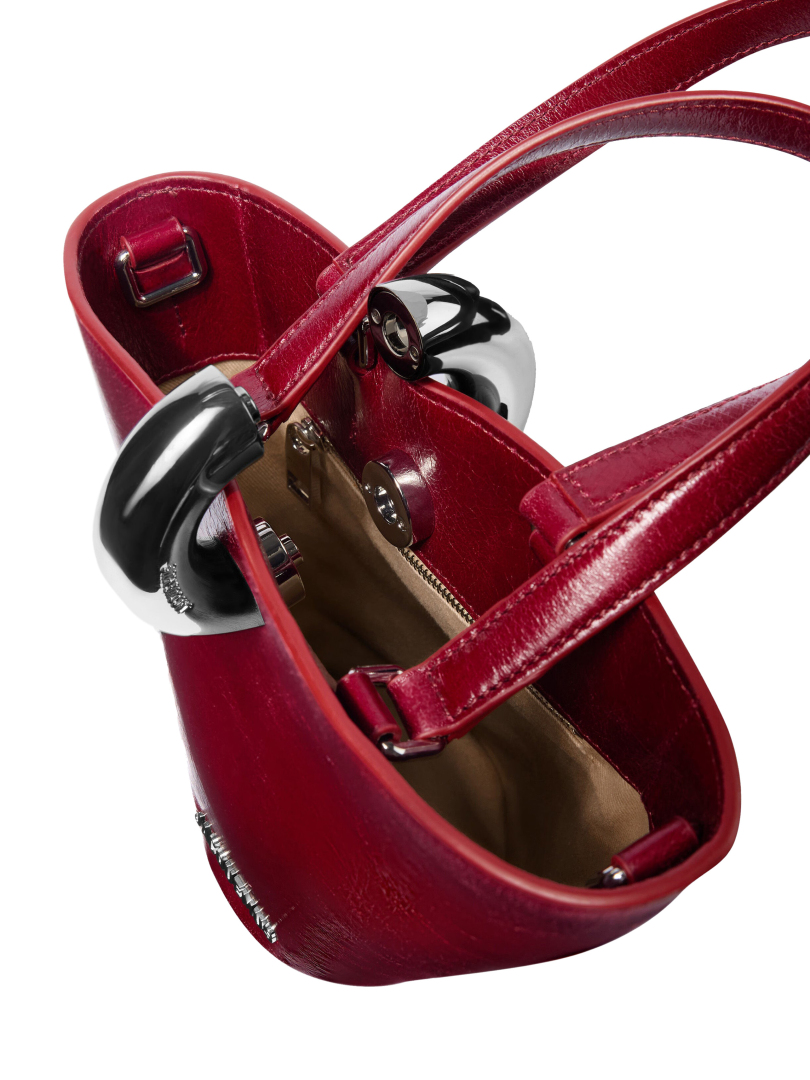 ΓΥΝΑΙΚΕΙΑ ΤΣΑΝΤΑ ΧΕΙΡΟΣ THE SMALL BAMBOLA 2