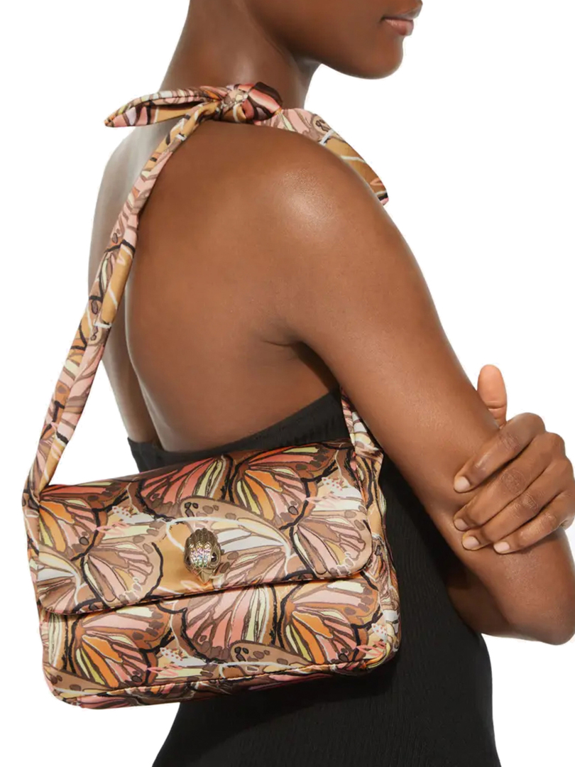 ΓΥΝΑΙΚΕΙΑ ΤΣΑΝΤΑ ΩΜΟΥ  2