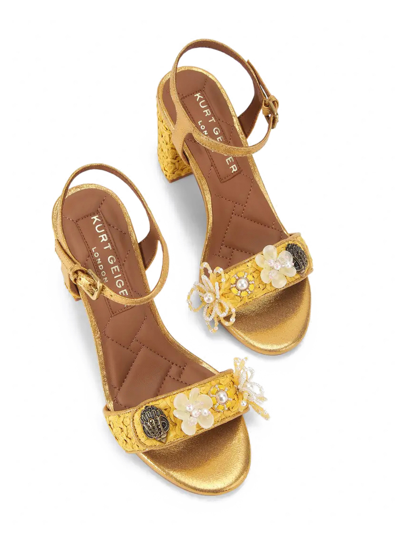 ΓΥΝΑΙΚΕΙΑ ΠΕΔΙΛΑ 1