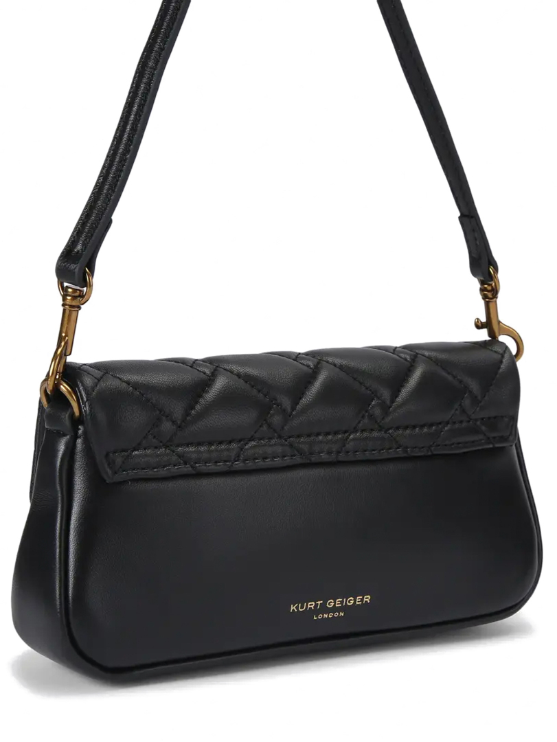 ΓΥΝΑΙΚΕΙΑ ΤΣΑΝΤΑ ΩΜΟΥ  1