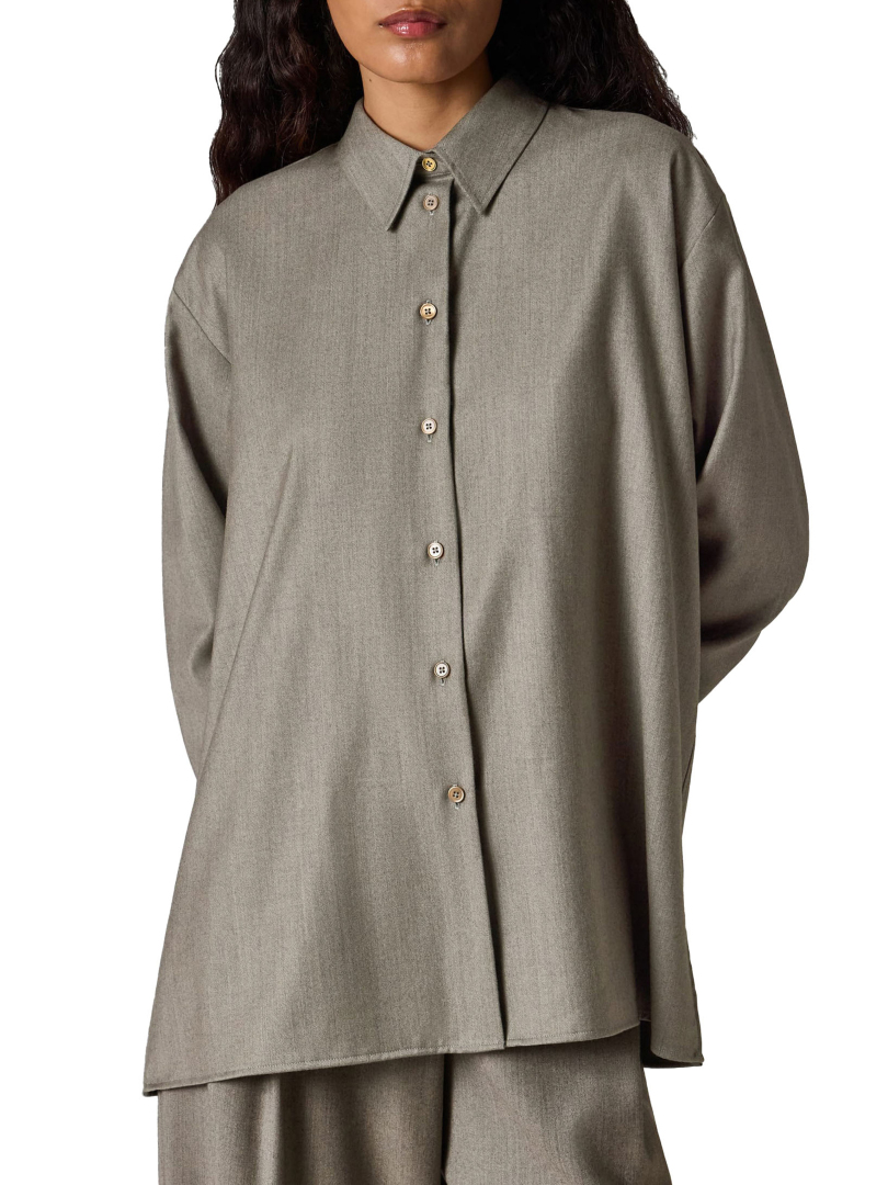 ΓΥΝΑΙΚΕΙΟ ΠΟΥΚΑΜΙΣΟ 1