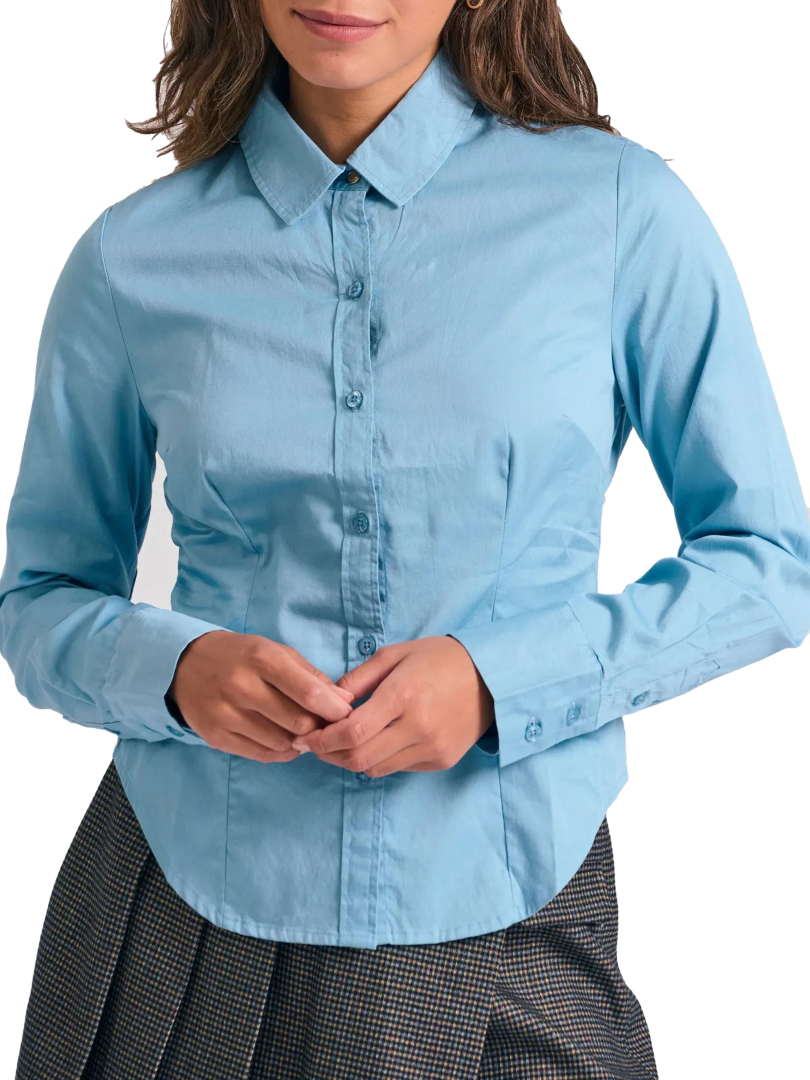 ΓΥΝΑΙΚΕΙΟ ΠΟΥΚΑΜΙΣΟ 1