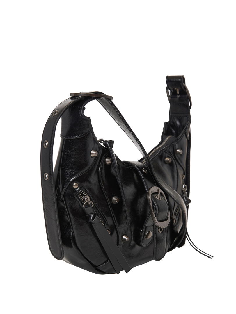 ΓΥΝΑΙΚΕΙΑ ΤΣΑΝΤΑ ΧΙΑΣΤΙ 3