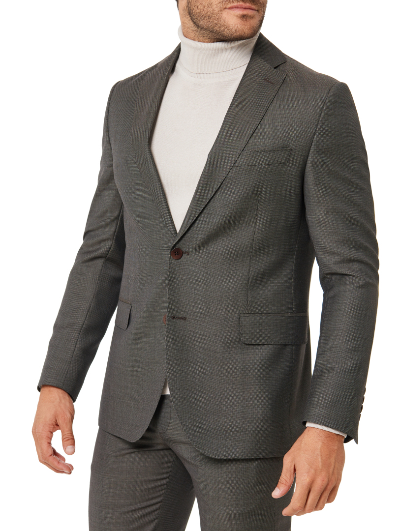 ΑΝΔΡΙΚΟ ΚΟΣΤΟΥΜΙ 3