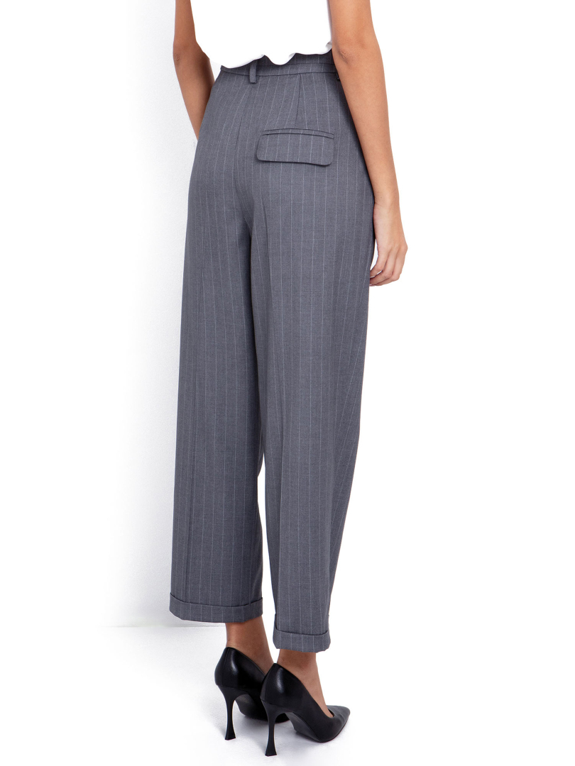 ΓΥΝΑΙΚΕΙΟ ΠΑΝΤΕΛΟΝΙ 3