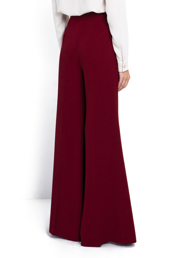 ΓΥΝΑΙΚΕΙΑ ΠΑΝΤΕΛΟΝΑ ΚΑΜΠΑΝΑ 3