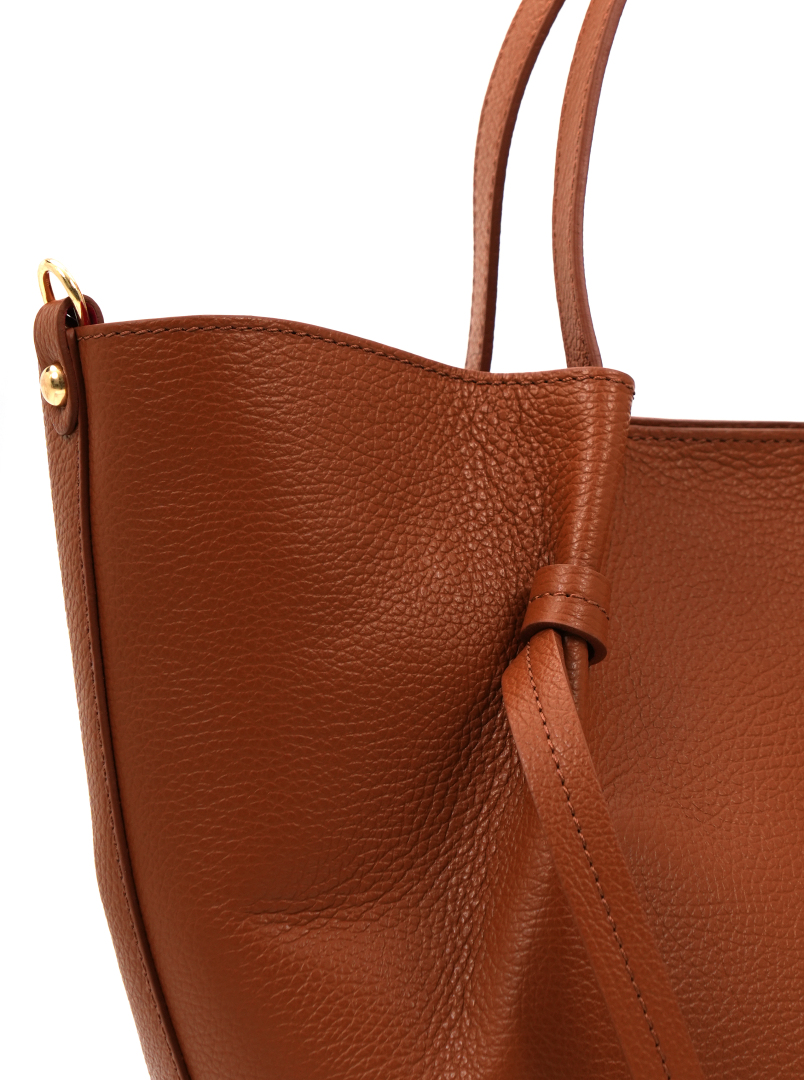 ΓΥΝΑΙΚΕΙΑ ΔΕΡΜΑΤΙΝΗ ΤΣΑΝΤΑ ΩΜΟΥ 3