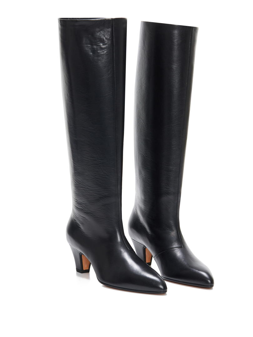 ΓΥΝΑΙΚΕΙΕΣ ΜΠΟΤΕΣ  1