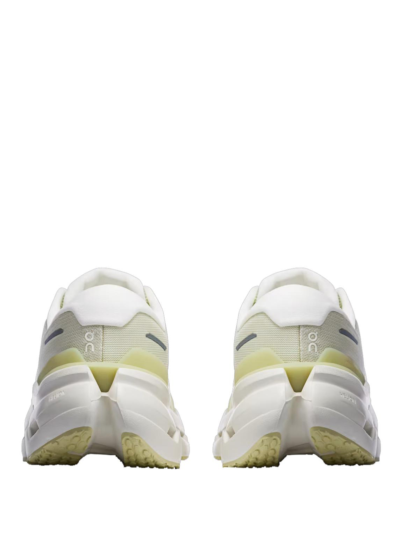 ΓΥΝΑΙΚΕΙΑ SNEAKERS ΤΡΕΞΙΜΑΤΟΣ CLOUDRUNNER 3 3