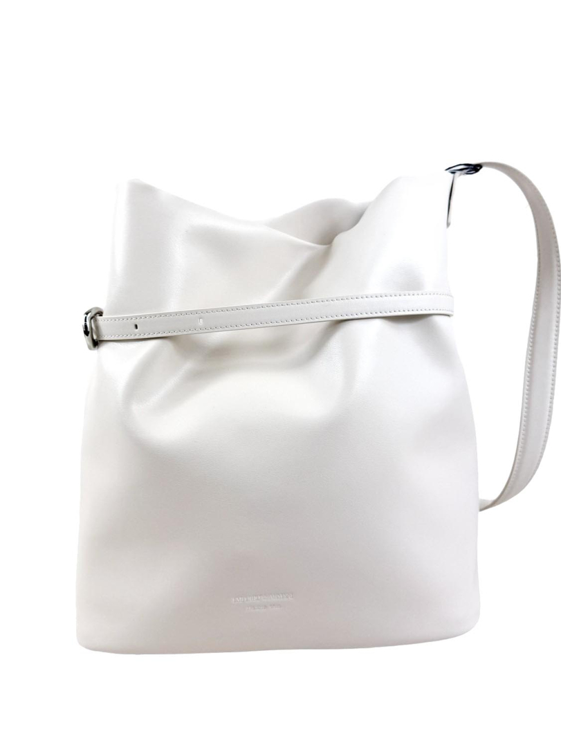 ΤΣΑΝΤΑ-ΓΥΝΑΙΚ 0