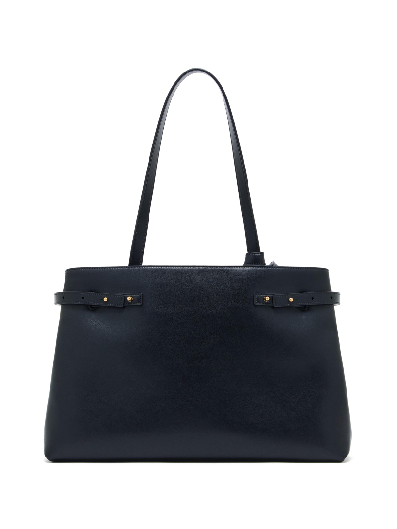 ΓΥΝΑΙΚΕΙΑ ΤΣΑΝΤΑ ΩΜΟΥ 1