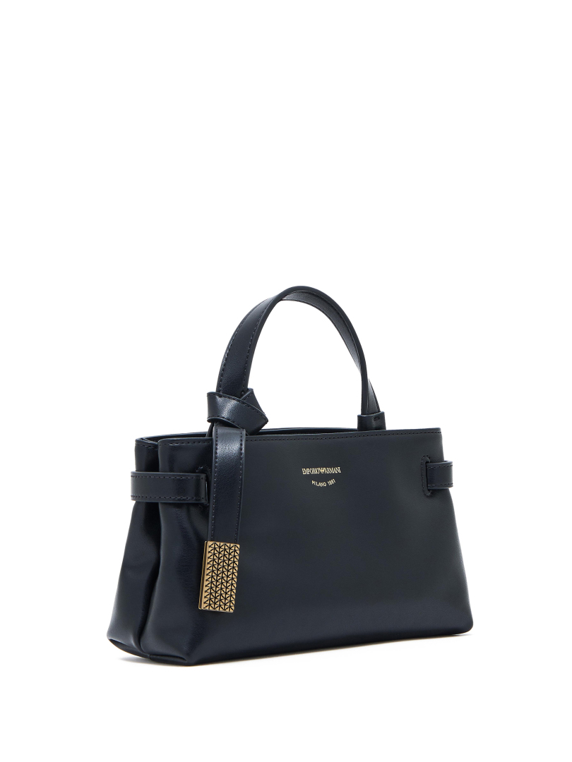 ΓΥΝΑΙΚΕΙΑ ΤΣΑΝΤΑ ΧΕΙΡΟΣ 2