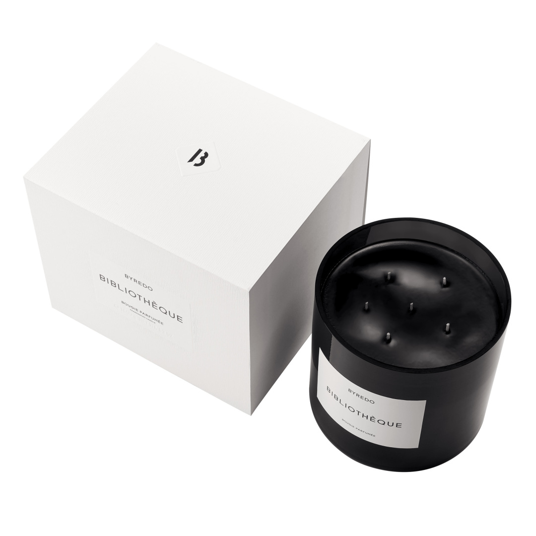 BIBLIOTHEQUE SCENTED CANDLE 1