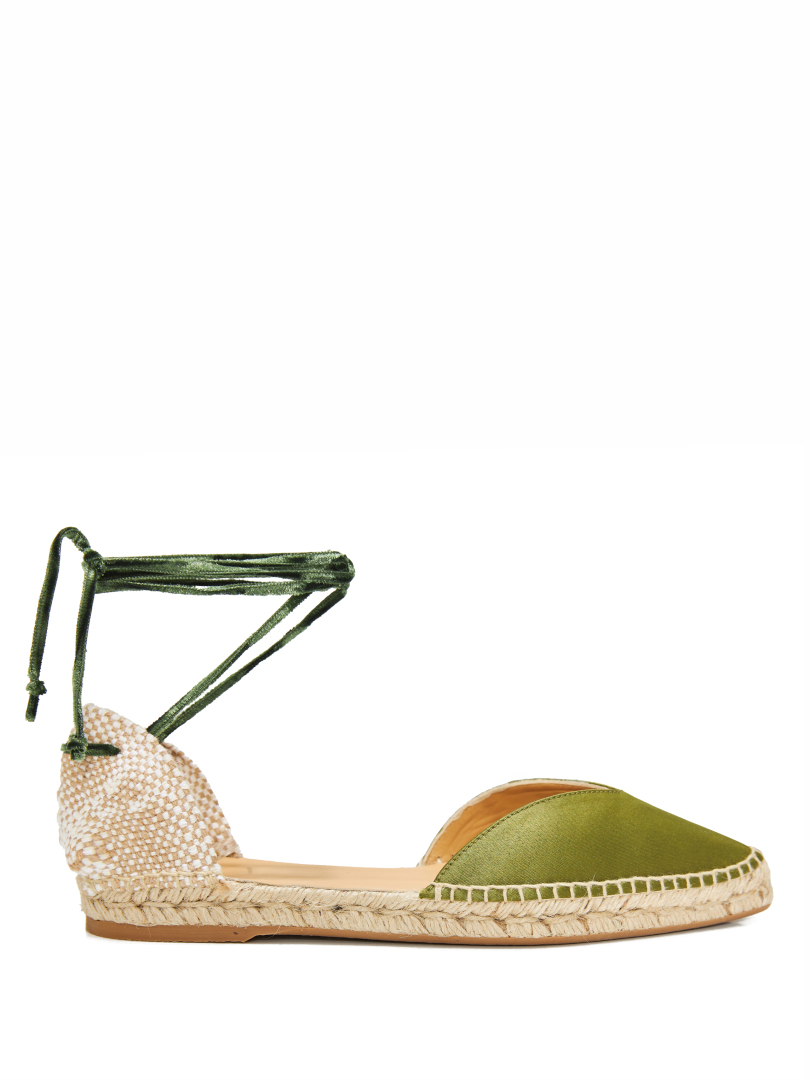 ΓΥΝΑΙΚΕΙΕΣ ΕΣΠΑΝΤΡΙΓΙΕΣ 0