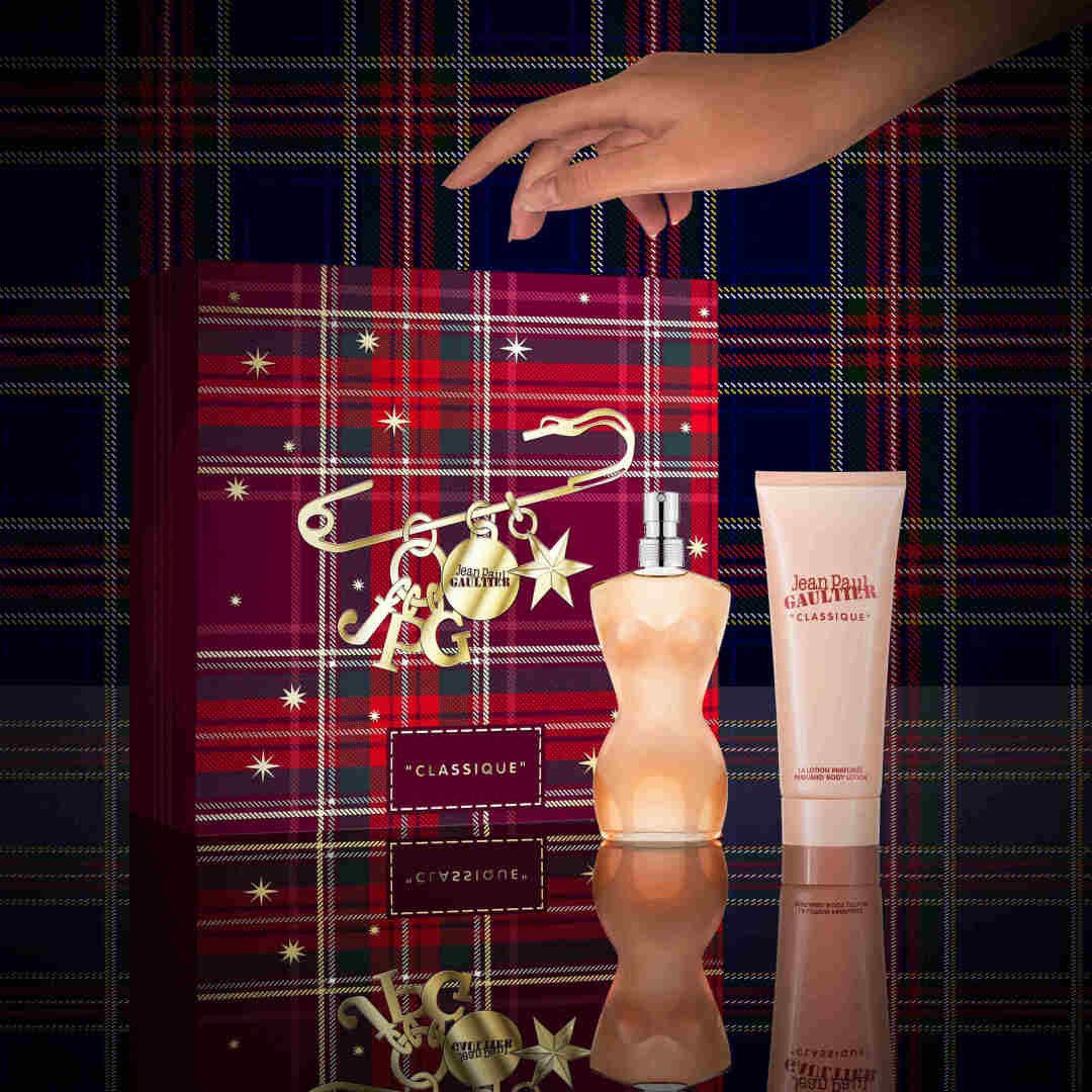 CLASSIQUE EAU DE TOILETTE GIFT SET 4