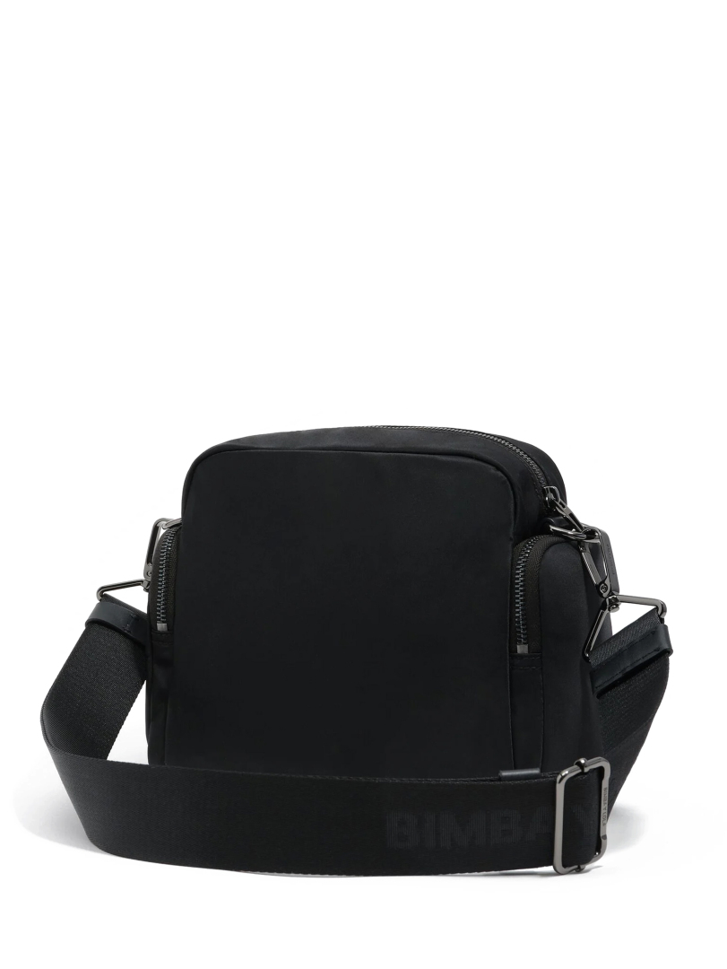 ΓΥΝΑΙΚΕΙΑ ΤΣΑΝΤΑ ΧΙΑΣΤΙ 1