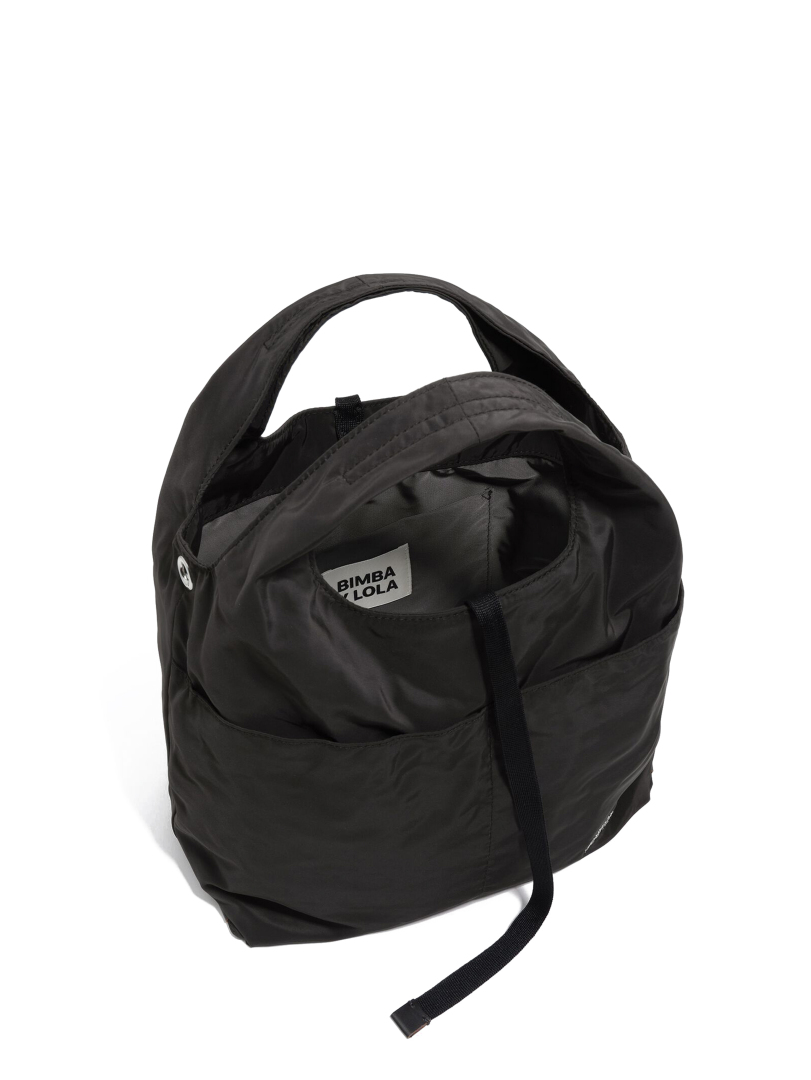 ΓΥΝΑΙΚΕΙΑ ΤΣΑΝΤΑ ΧΕΙΡΟΣ 2