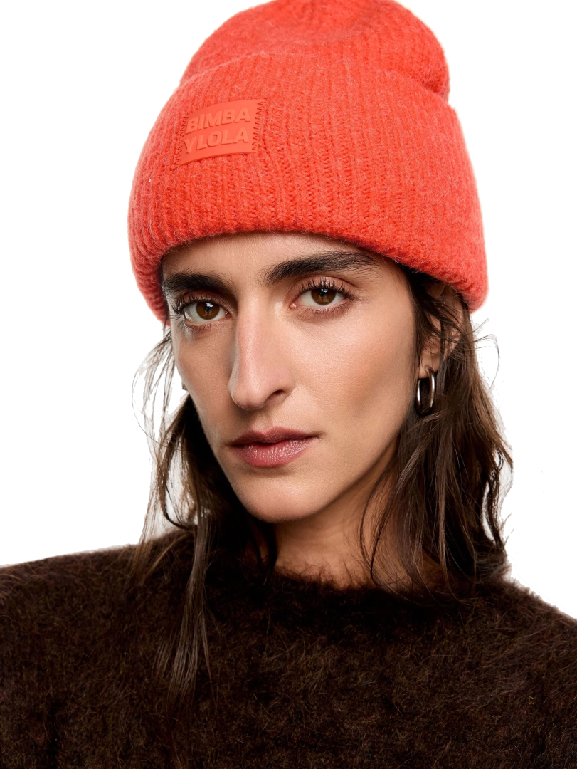 ΓΥΝΑΙΚΕΙΟΣ ΣΚΟΥΦΟΣ 1